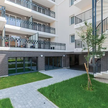 Ovelia Poissy - Les Romantiques Exterior photo